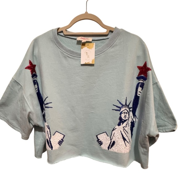 Peach Love California Tops - Peach Love - crop Sequins Statue of Liberty T-shirt NWT